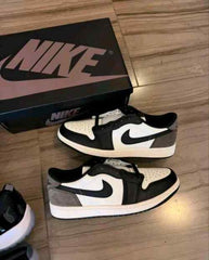 Air Jordan 1 Retro Low OG Mocha Semi UA