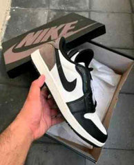 Air Jordan 1 Retro Low OG Mocha Semi UA