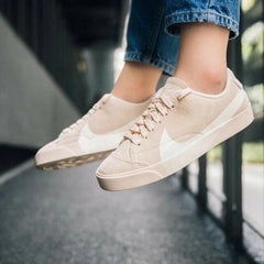 Nikee_WMNS_Blazer_City_Low_LX_Guava_Ice