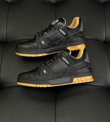 Louiss Vuittonn LV Trainer Leather Black Gum