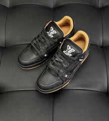 Louiss Vuittonn LV Trainer Leather Black Gum