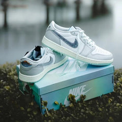 Nikee aj retro 1 year of snake