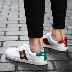 Gucc i Ace Embroidered Bee Sneaker