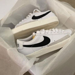 Nik e Mid Blazer 77 Low