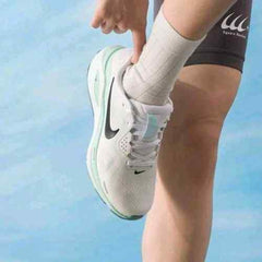 Nikee Structure 26 Mint Foam