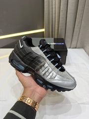 NIIKE AIR MAX 95 BIG BUBBLE X PALACE METALLIC SILVER FIX