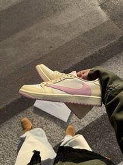 TRAVIS SCOTT X AIR JORDAN 1 LOW OG SHY PINK MENS SEMI UA FIX