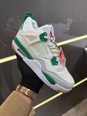 NIKKE JORDAN RETRO 4 PINE GREEN FIX