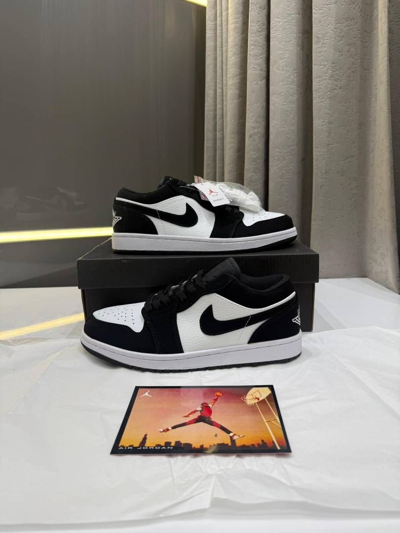 NIKKE AIR RETRO 1 PANDA LOW FIX