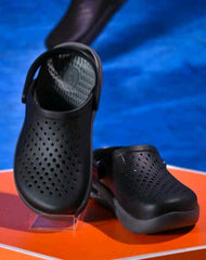 Crocss inmotion LiteRide Clogs Black