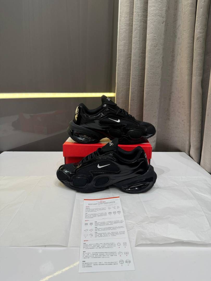 NIKKE AIR MAX MUSE TRIPLE BLACK FIX