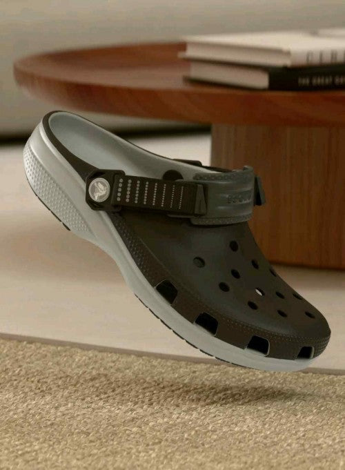Crocss CLASSIC TURBO - Mules - black