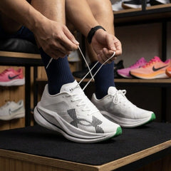 Underr Armour velociti elite 3 running shoes