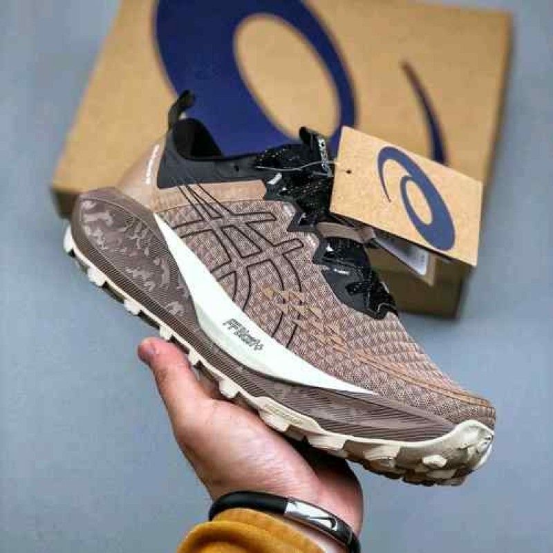Asiccs Gel-Trabuco 13 Taupe Brown Black 2650