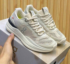 On Running Cloud Roger Pro Beige Ivory 1232