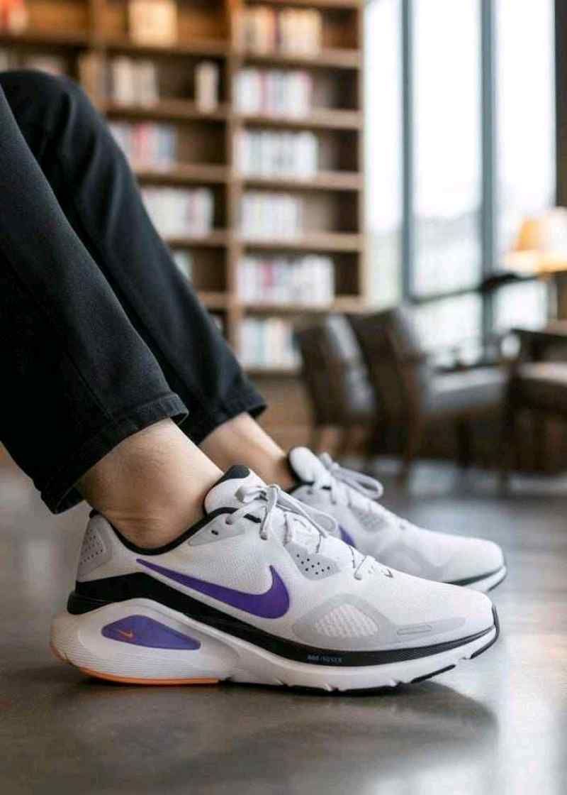 Niikee Air Zoom Structure two tone 610