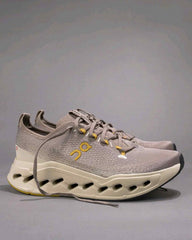On CLOUDSURFER MAX - CINDER - MESH