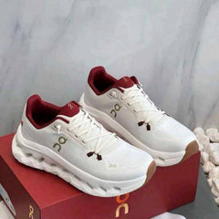 On Running Cloud Ivory Pearl Chinese Of the Year
