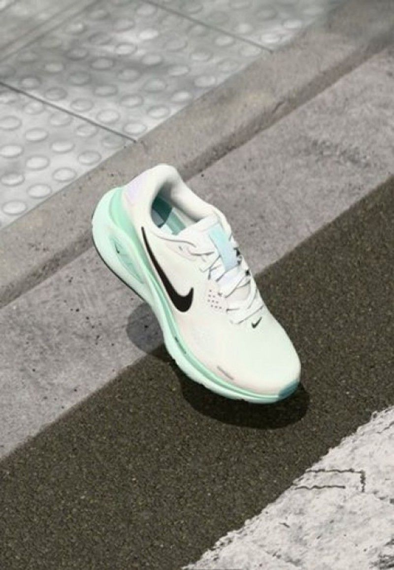 Nikke Structure 26 mint foam