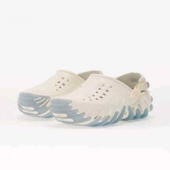 Crocss Echo Icey Ro Chalk Clogs
