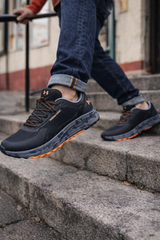 Under Armourr charged bandit trail 3 black orange