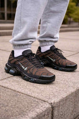 Nikee Airmax Plus Utility Baroque Brown