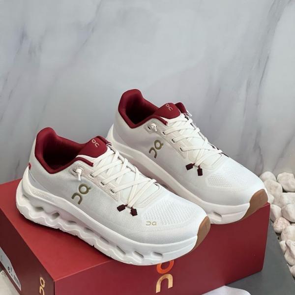 WMN On Cloud Tilt Pearl Ivory Year Of The Snake