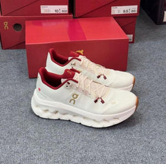 WMN On Cloud Tilt Pearl Ivory Year Of The Snake