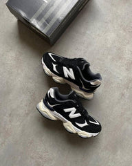 NEWW BALANCE 9060 BLACK WHITE