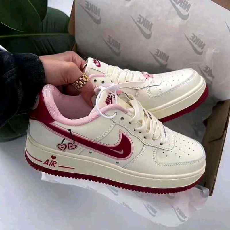 Nikkee Airforce 1 Low VALENTINE S DAY