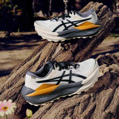 Asiccss Trabuco Max 5 Go Cream Carbon Black