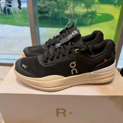 On Running Cloud Roger Pro Black Sand