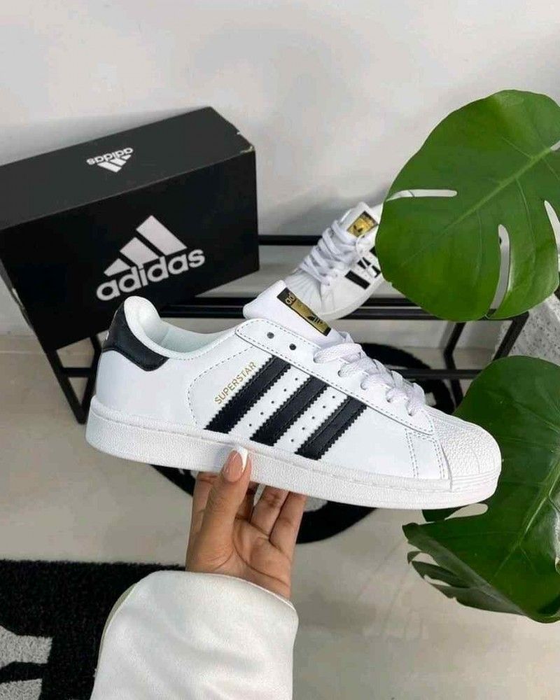 Adiddass Superstar White Black Leather