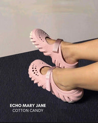 CROCCS ECHO MARY JANE CLOG COTTON CANDY