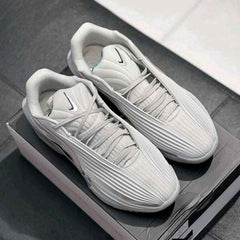 Nikke Zoom G.T. Cut 3 White Metallic Silver 2563