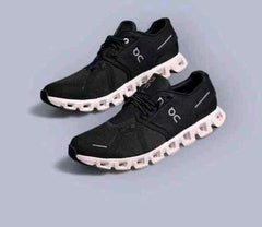 On Running Cloud 5 Black White 2547