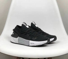 Under Armor hovr phantom 3 Black White