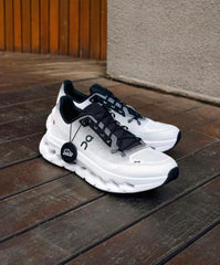 WMN On Cloud Tilt 2 0 Black Ivory