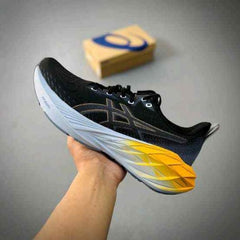 Asicss Novablast 4 BlackThunder Blue 631