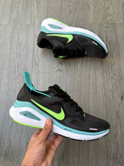 Nikee Structure 26 Black Green White 1157