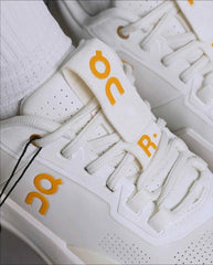 On The Roger Pro Ace Ivory Fog