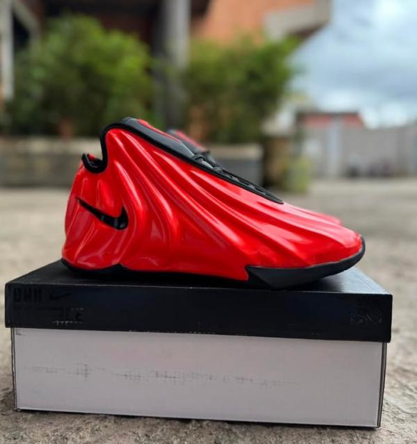 nikee gt future inspired by varsity red hyperflight