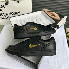 Nikee Air Jordan Retro 1 Make Black Metallic Gold 135