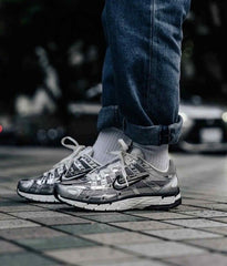 Nik P6000  metallic silver Sail