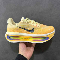Nikee Airmax Vomero Premium Athletic Multi Orange
