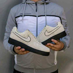 Nikee Airforce 1 07 Lv low Light khaki Sneaker 586