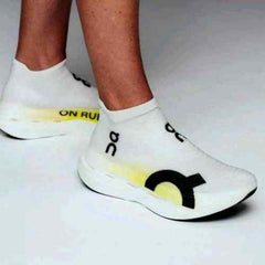 On Running Cloudboom Strike LS White Yellow