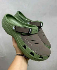 Crocss Yukon Vista Clog Army green