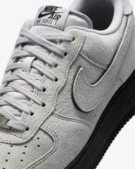 NIKEE AIRFORCE SUEDE BLACK SMOKE GREY