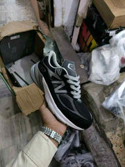 New Balancee 990v6 Black Grey 1651